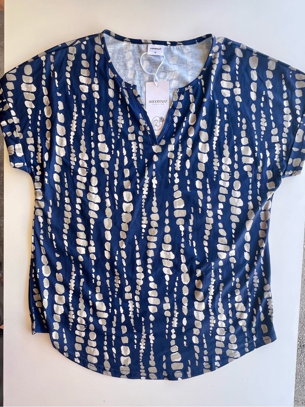 Xilerduo Navy and Cream Printed Short Sleeve Top